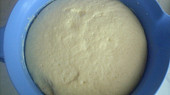 Litý kynutý koláč - hrníčkový, rychlý