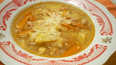 Fazolová polévka s mrkví