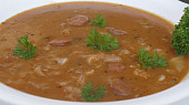 Chlebová zelná polévka
