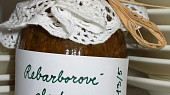 Rebarborové chutney