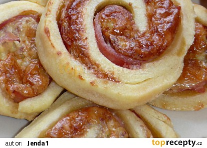 Šneci z  křehkého těsta