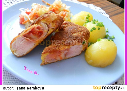 Drůbeží špízy se sýrem a šunkou