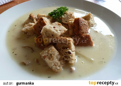 Kyselá houbová polévka