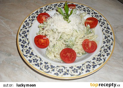 Mascarpone špagety s brokolicí