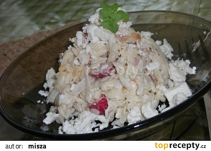 Salát z těstovinové rýže se šunkou a zeleninou