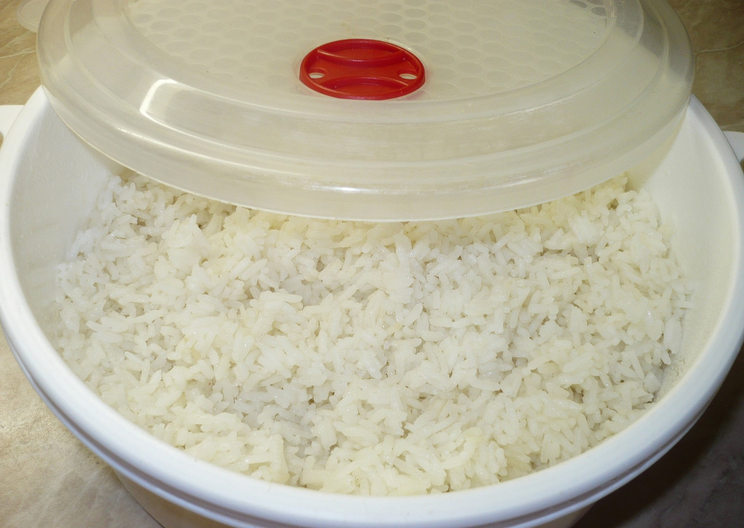 Jak dlouho vařit rýži v mikrovlnce?