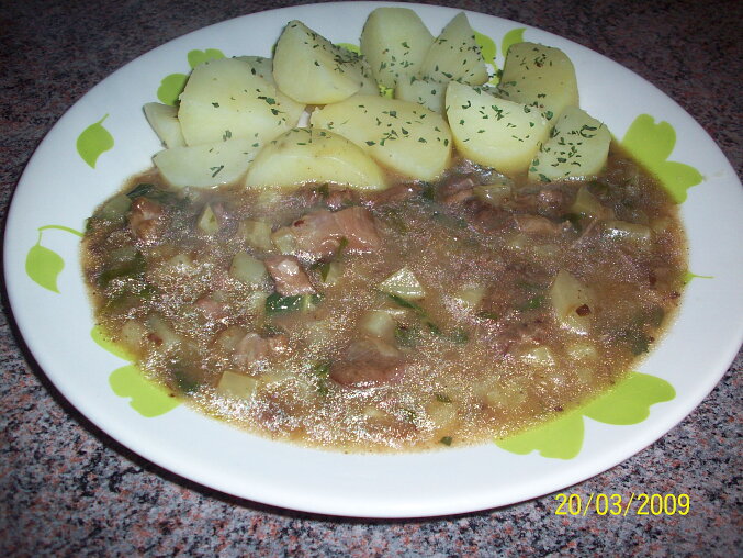 Hovězí s kedlubny