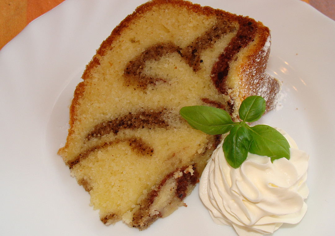 Šlehačková bábovka