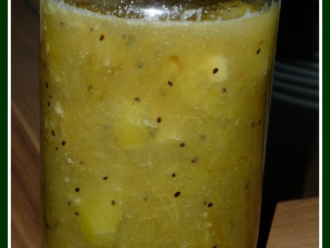 Rebarborový džem s kiwi