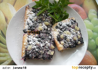 Borůvkový koláč s perníkem