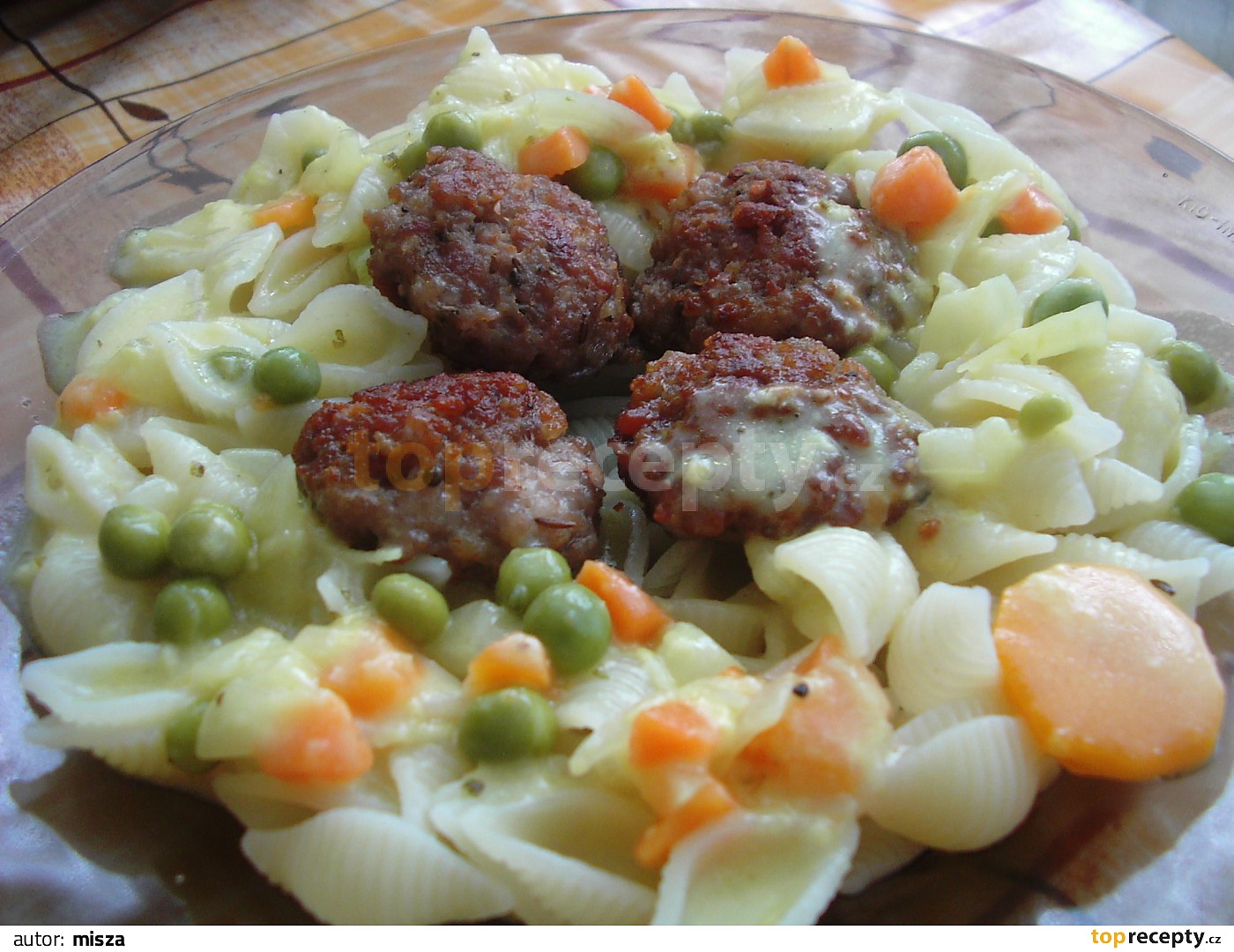 Ryba s bílou omáčkou recept - TopRecepty.cz