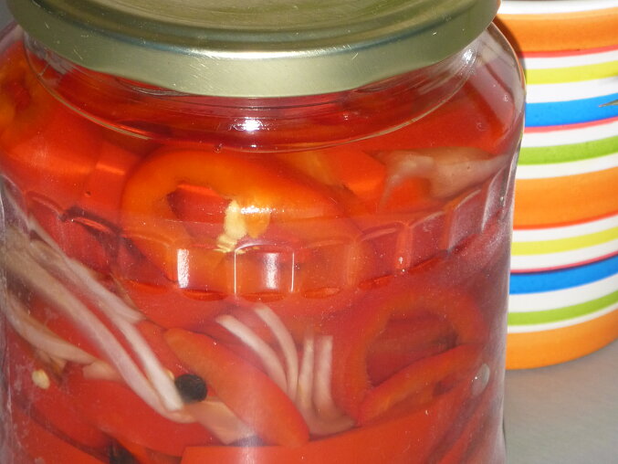 Sterilovaná paprika s olejem
