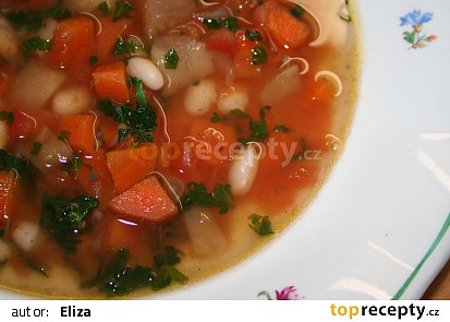 Dietní fazolová polévka s celerem - Fassolada me Selino