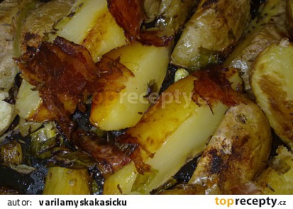 Rychlé slaninové brambory