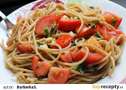 Celozrnné špagety aglio&tomato - lehké, letní a dobré