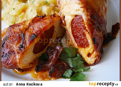 Kuřecí pikant prsíčka v česnekovén boku