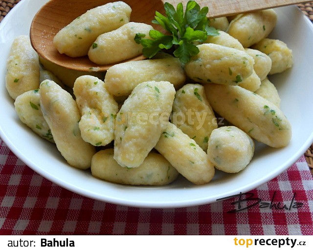 Bramborové noky s petrželí recept - TopRecepty.cz