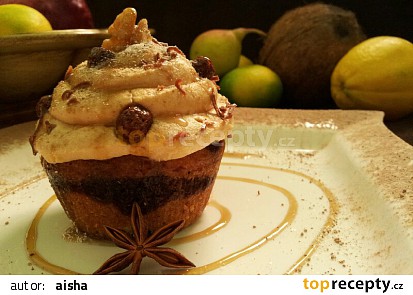Polevane vanilkovo-kakaove cupcakes s dulce de leche kremem