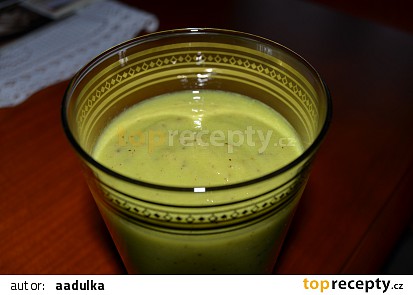 Kiwi smoothie s avokádem