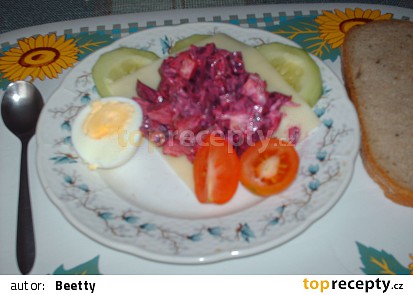 Výborný salát z červené řepy