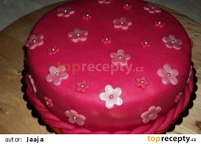 Růžový dort pro Evičku