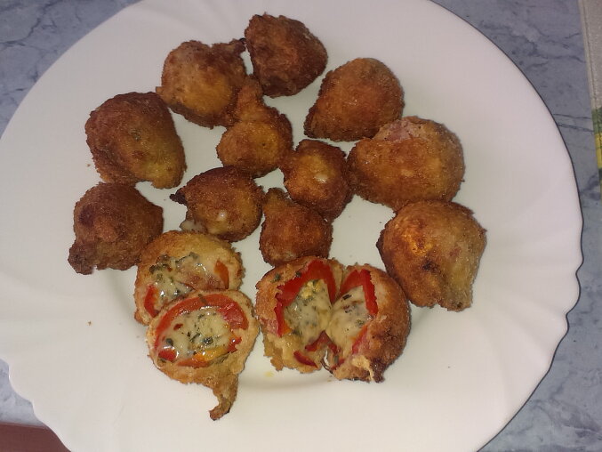 Jalapeno poppers s ementálem