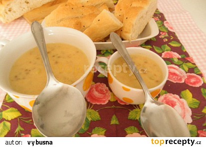 Čočková polévka se smetanou