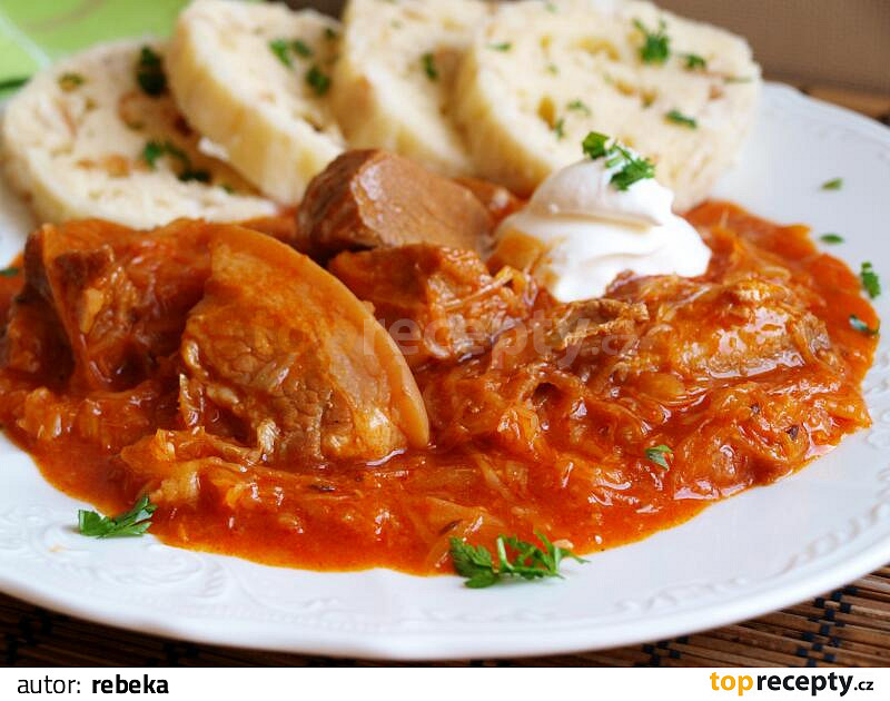 Segedínsky guláš II. recept TopRecepty.cz