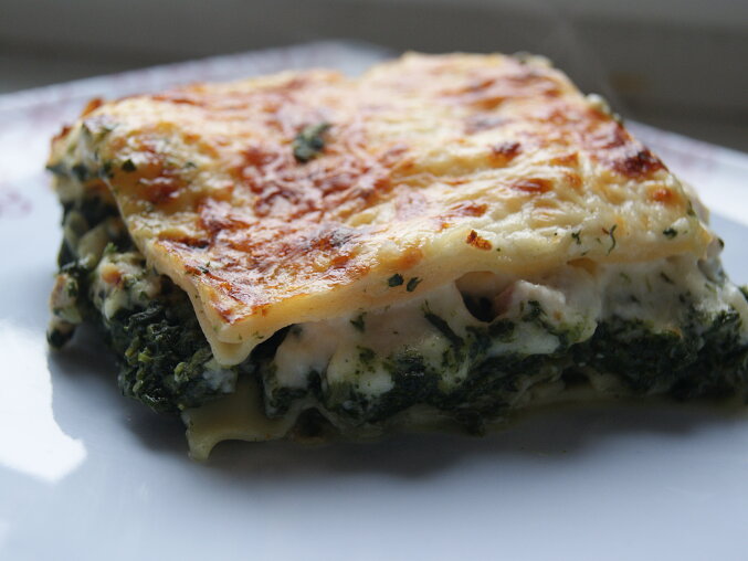 Špenátové lasagne s kuřecím masem