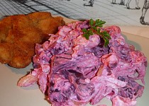 Bramborový salát s červenou řepou