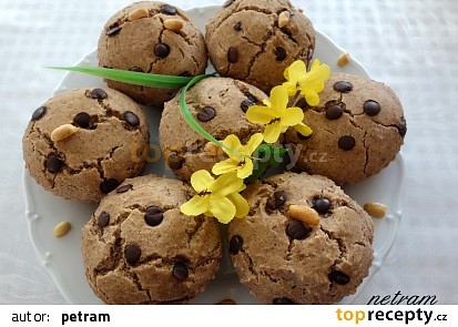 Arašídovo-čokoládové muffiny bez lepku, mléka a vajec