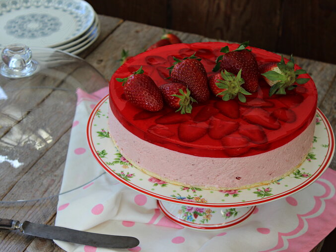 Jahodový smetanový dort (mousse)