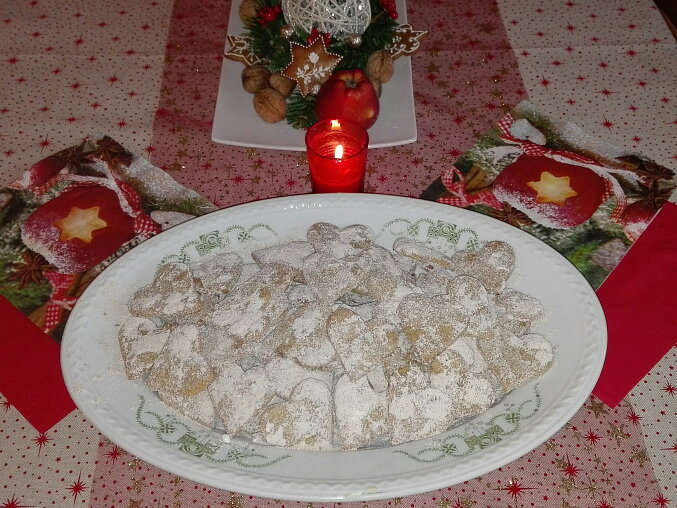 Skořicová vínová srdíčka bez lepku
