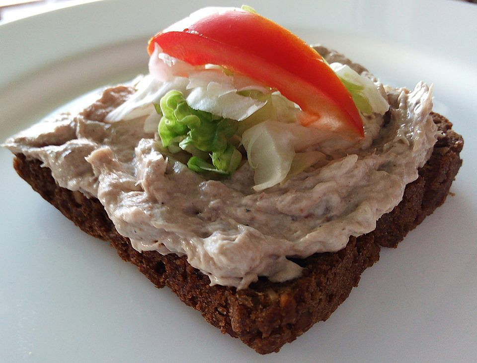 Rybičková pomazánka ze sardinek