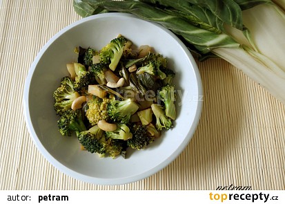 Brokolicovo-mangoldová směs tak trochu po čínsku