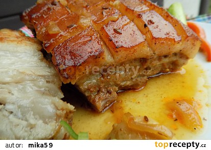 Bůček pečený v sáčku a pomalu