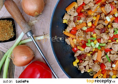 Adžikové ragú s vepřovým masem a zeleninou