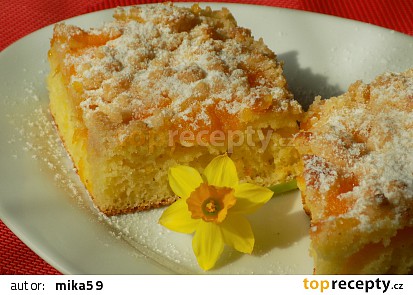 Mandarinkový koláč s drobenkou