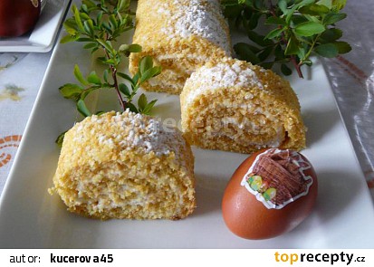 Mrkvová roláda s tvarohovou náplní