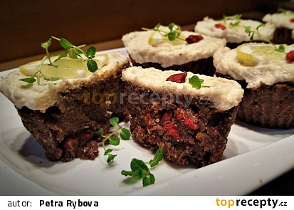 RAW mrkvové muffiny s citronovou polevou