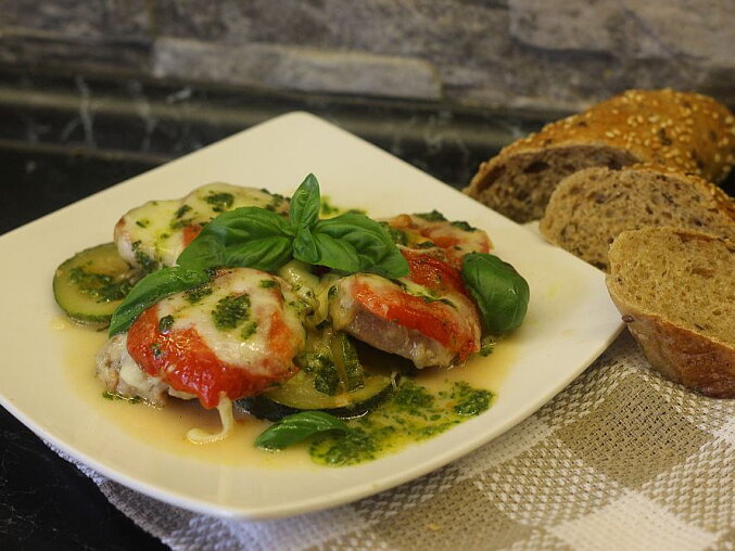 Vepřové medailonky "Caprese"
