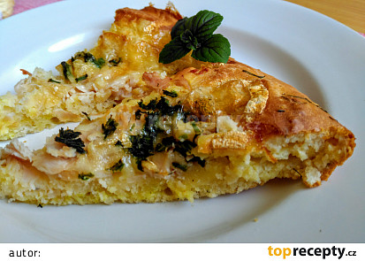 Koláč ze syrečku a  šunky (slaniny)
