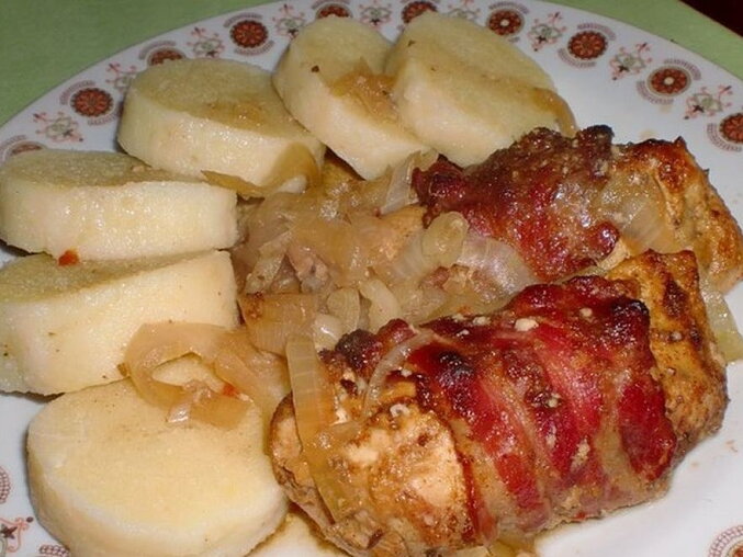 Kuřecí válečky na černém pivu