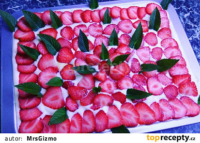 Tradiční italské jahodové tiramisu