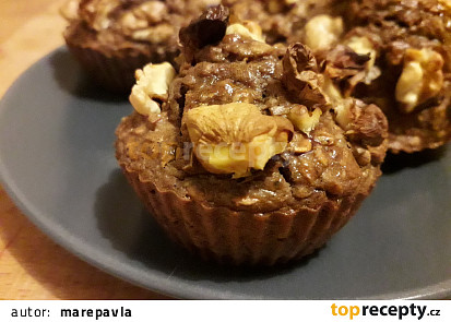 Perníčkové muffiny s ořechy