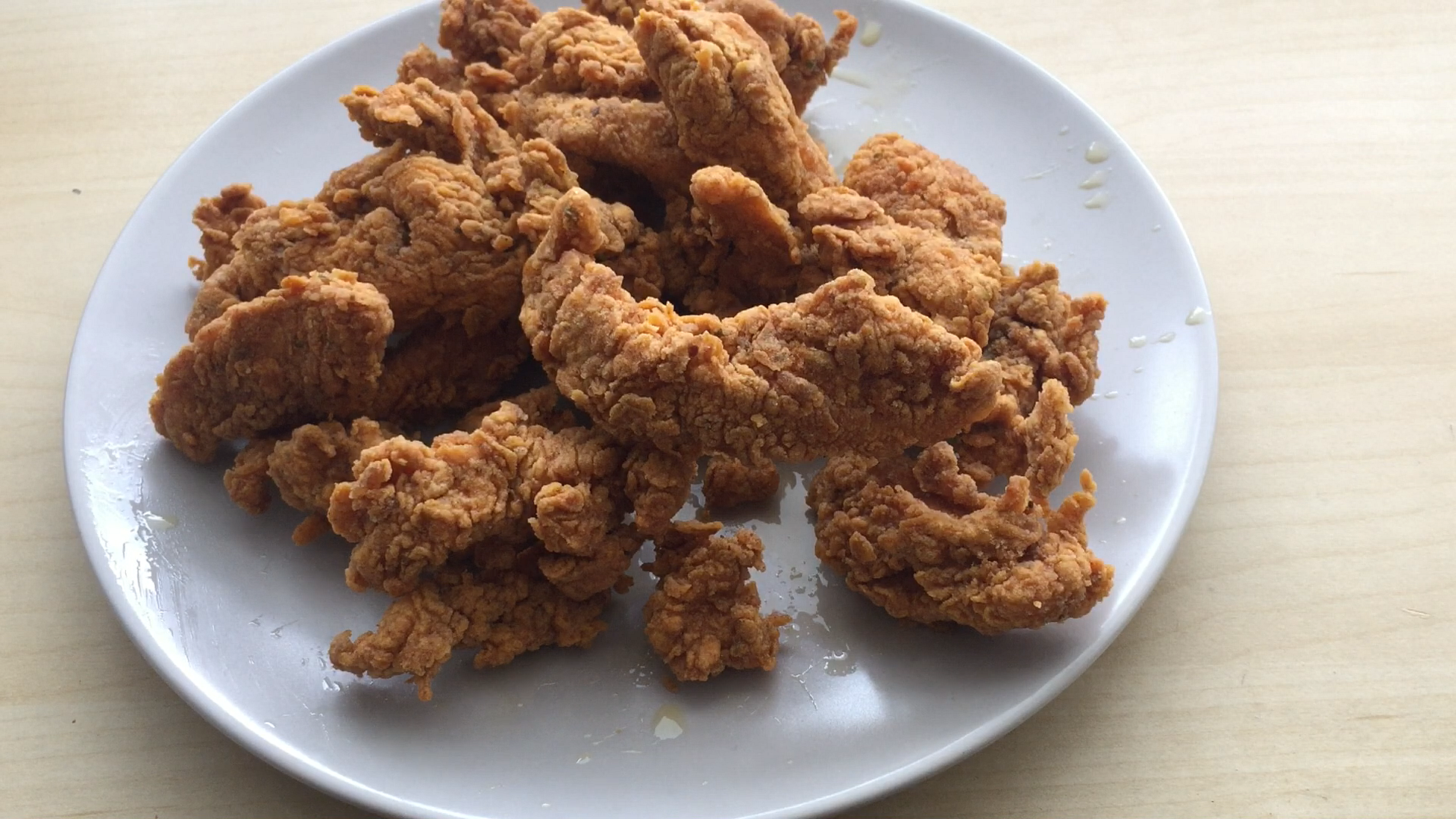 Kuřecí stripsy z KFC (bez cornflaku) recept TopRecepty.cz