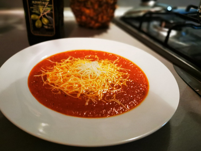 Rajčatová polévka Italian