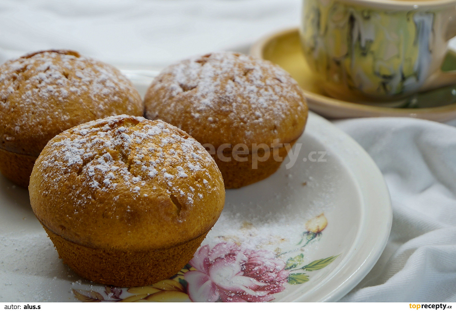 Jogurtové muffiny TopRecepty.cz