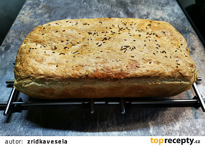 Špaldový chléb s chia