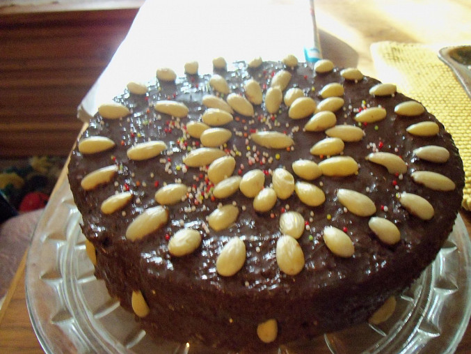 Pudinkový dortík s čokoládou a mandlemi